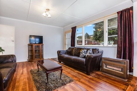 Photo of property in 4 Beauchamp Street, Tawa, Wellington, 5028