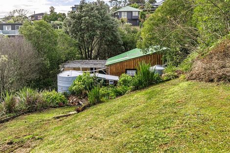 Photo of property in 8 Tetley Road, Surfdale, Waiheke Island, 1081