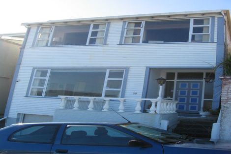 Photo of property in 20 Mcfarlane Street, Mount Victoria, Wellington, 6011