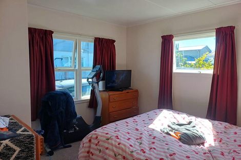 Photo of property in 2/24 Parkers Road, Tahunanui, Nelson, 7011