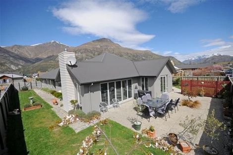 Photo of property in 23 Mavora Road, Lake Hayes, Queenstown, 9304