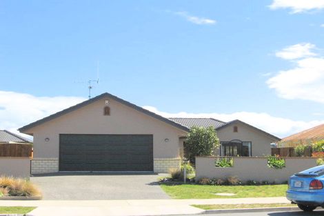 Photo of property in 126 Tuihana Drive, Papamoa Beach, Papamoa, 3118