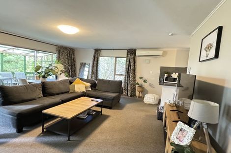 Photo of property in 1/19a Verran Road, Birkenhead, Auckland, 0626