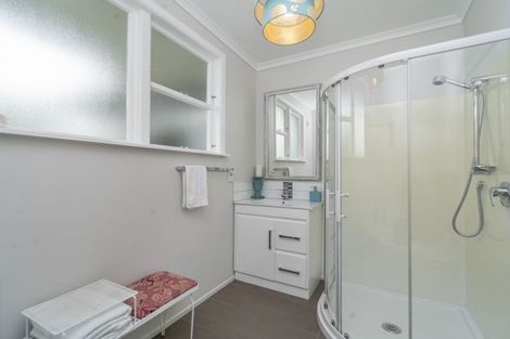 Photo of property in 12 East Street, Greytown, 5712