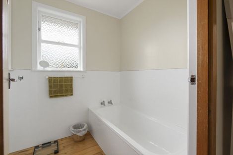 Photo of property in 35 Toru Road, Paraparaumu Beach, Paraparaumu, 5032