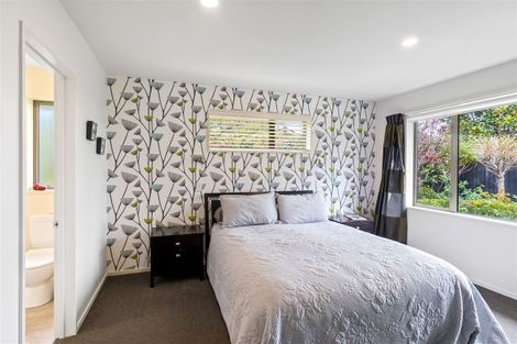 Photo of property in 96 Willowview Drive, Redwood, Christchurch, 8051