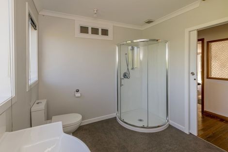 Photo of property in 3 Toroa Road, Otaihanga, Paraparaumu, 5036