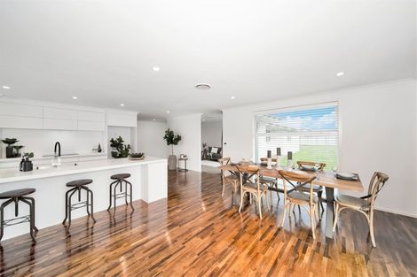 Photo of property in 30 Mercade Close, Stratford, 4332