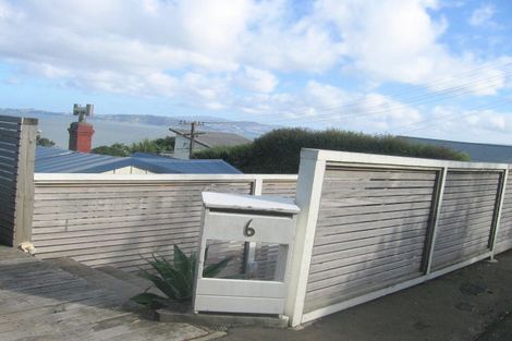 Photo of property in 6 Church Lane, Point Howard, Lower Hutt, 5013