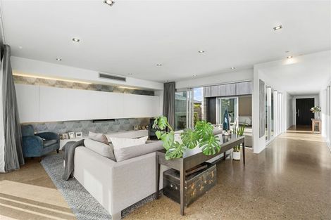 Photo of property in 41 Westpark Drive, Burnside, Christchurch, 8053