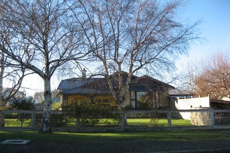 Photo of property in 129 Park Street, Winton, 9720