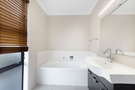 Photo of property in 121e Mangati Road, Bell Block, New Plymouth, 4312