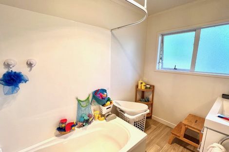 Photo of property in 1/89 Woodglen Road, Glen Eden, Auckland, 0602