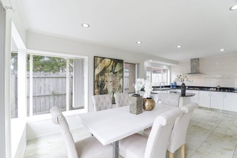 Photo of property in 5 Windsong Court, Northpark, Auckland, 2013