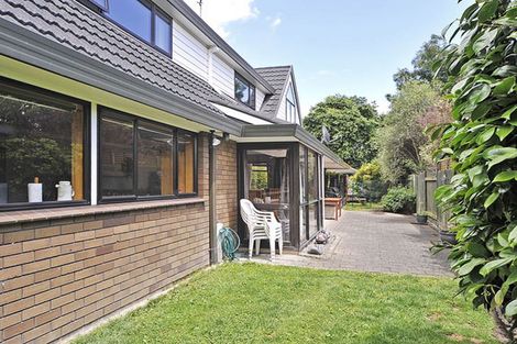 Photo of property in 1 Wincanton Place, Awapuni, Palmerston North, 4412