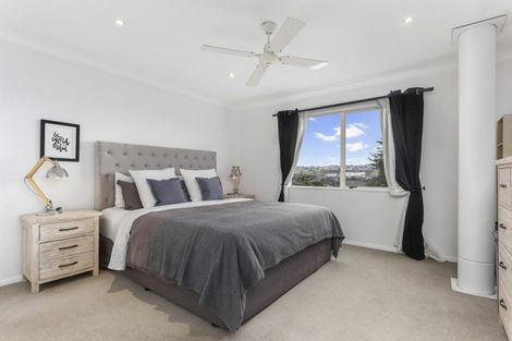 Photo of property in 53 Jelas Road, Red Beach, 0932