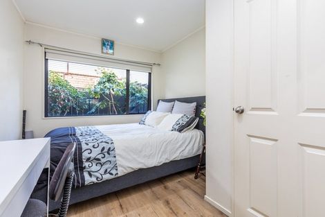 Photo of property in 5 Derg Place, East Tamaki, Auckland, 2013