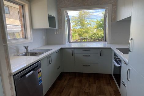 Photo of property in 10 Strid Road, Te Atatu South, Auckland, 0610