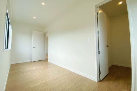 Photo of property in 37a Forrest Hill Road, Milford, Auckland, 0620