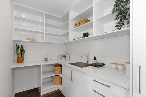 Photo of property in 235 Greers Road, Bryndwr, Christchurch, 8053