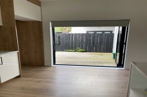 Photo of property in 20e South Street, Papakura, 2110