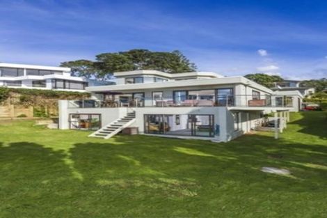 Photo of property in 48 Whitby Crescent, Mairangi Bay, Auckland, 0630