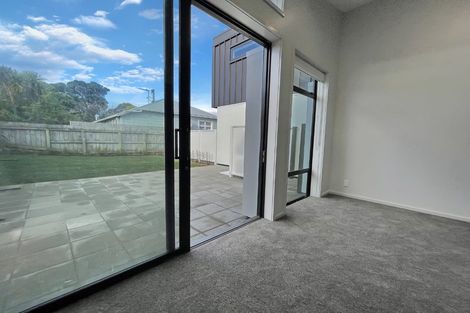 Photo of property in 3/149 Onepu Road, Lyall Bay, Wellington, 6022