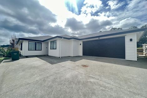 Photo of property in 21 Reserva Crescent, Kumeu, 0810