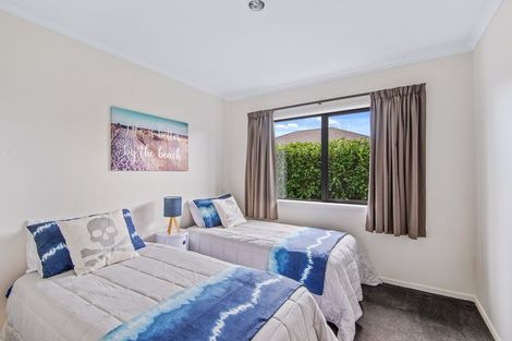 Photo of property in 17 Rossall Crescent, Rolleston, 7615