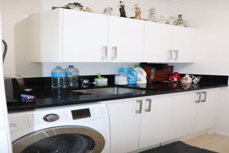 Photo of property in 536 Great South Road, Huntly, 3700