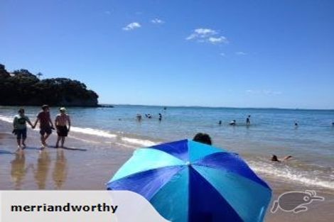 Photo of property in 15 Old Lake Road, Narrow Neck, Auckland, 0624