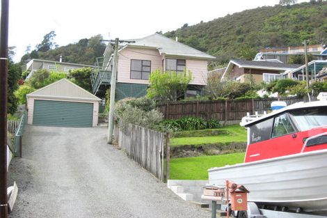 Photo of property in 114a Wellington Street, Picton, 7220