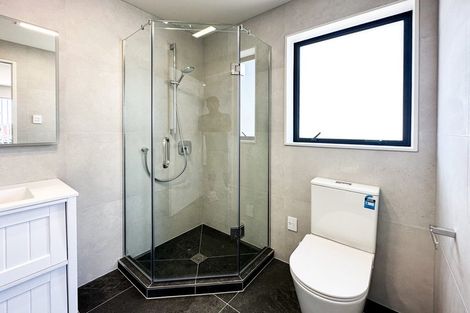 Photo of property in 2 Turbine Way, Hobsonville, Auckland, 0616