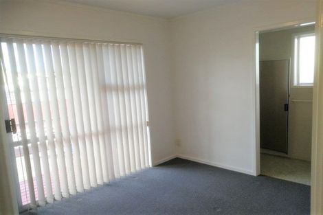Photo of property in 27 Momona Road, Greenlane, Auckland, 1051