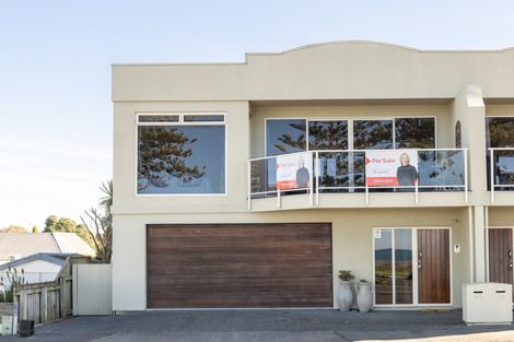 Photo of property in 627 Marine Parade, Napier South, Napier, 4110