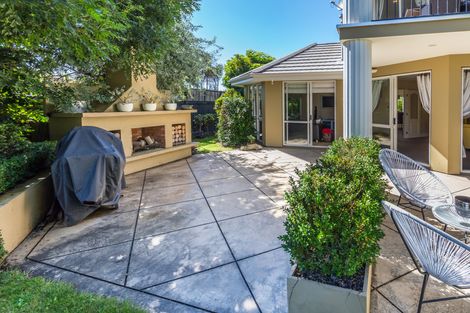 Photo of property in 6 Leabridge Mews, Harewood, Christchurch, 8051