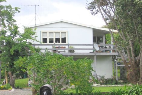Photo of property in 11 Omokoroa Road, Omokoroa, 3114