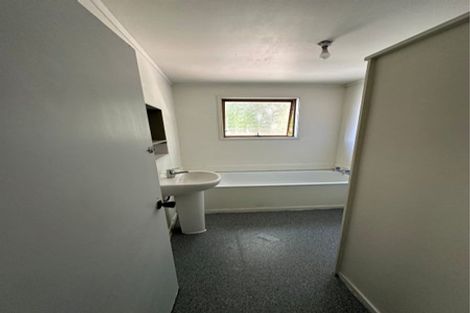 Photo of property in 1/50 Tudor Road, Henderson, Auckland, 0610