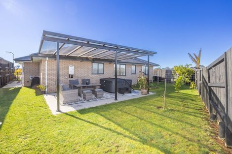 Photo of property in 40 Ladeira Place, Fitzroy, Hamilton, 3206