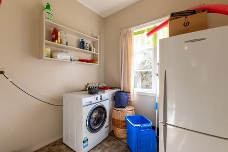 Photo of property in 69 Gordon Street, Dannevirke, 4930