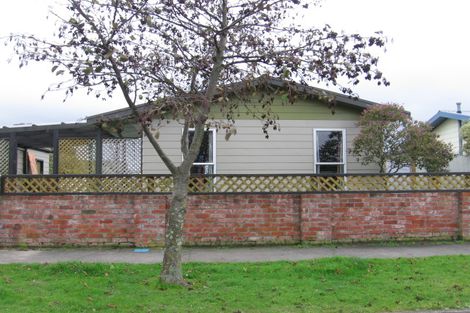 Photo of property in 31 Acacia Street, Kelvin Grove, Palmerston North, 4414