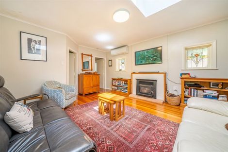 Photo of property in 3 Waitohu Road, York Bay, Lower Hutt, 5013