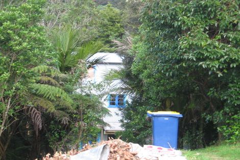 Photo of property in 71 Warner Park Avenue, Laingholm, Auckland, 0604