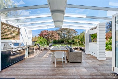 Photo of property in 16 Hinau Street, Woburn, Lower Hutt, 5010