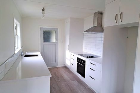 Photo of property in 152 Wainuiomata Road, Wainuiomata, Lower Hutt, 5014