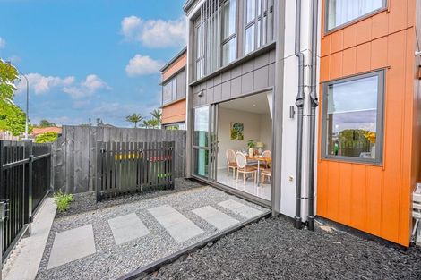 Photo of property in 89c Whitford Road, Botany Downs, 2014