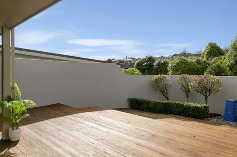 Photo of property in 29 Harvey Street, Waipahihi, Taupo, 3330