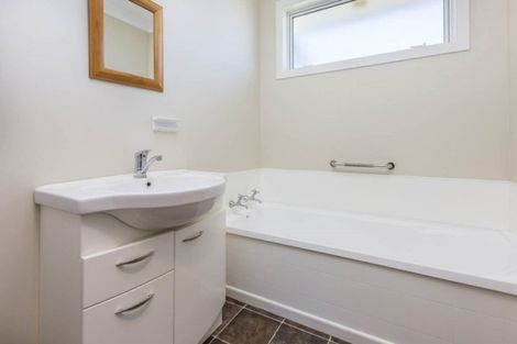 Photo of property in 16 Kentucky Street, Totara Park, Upper Hutt, 5018