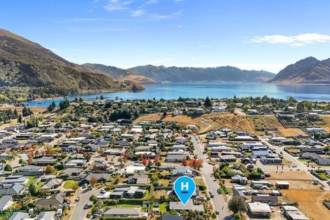 Photo of property in 8 Bell Street, Lake Hawea, Wanaka, 9382