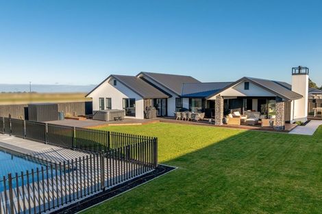 Photo of property in 8 Southdown Place, Kirwee, 7571
